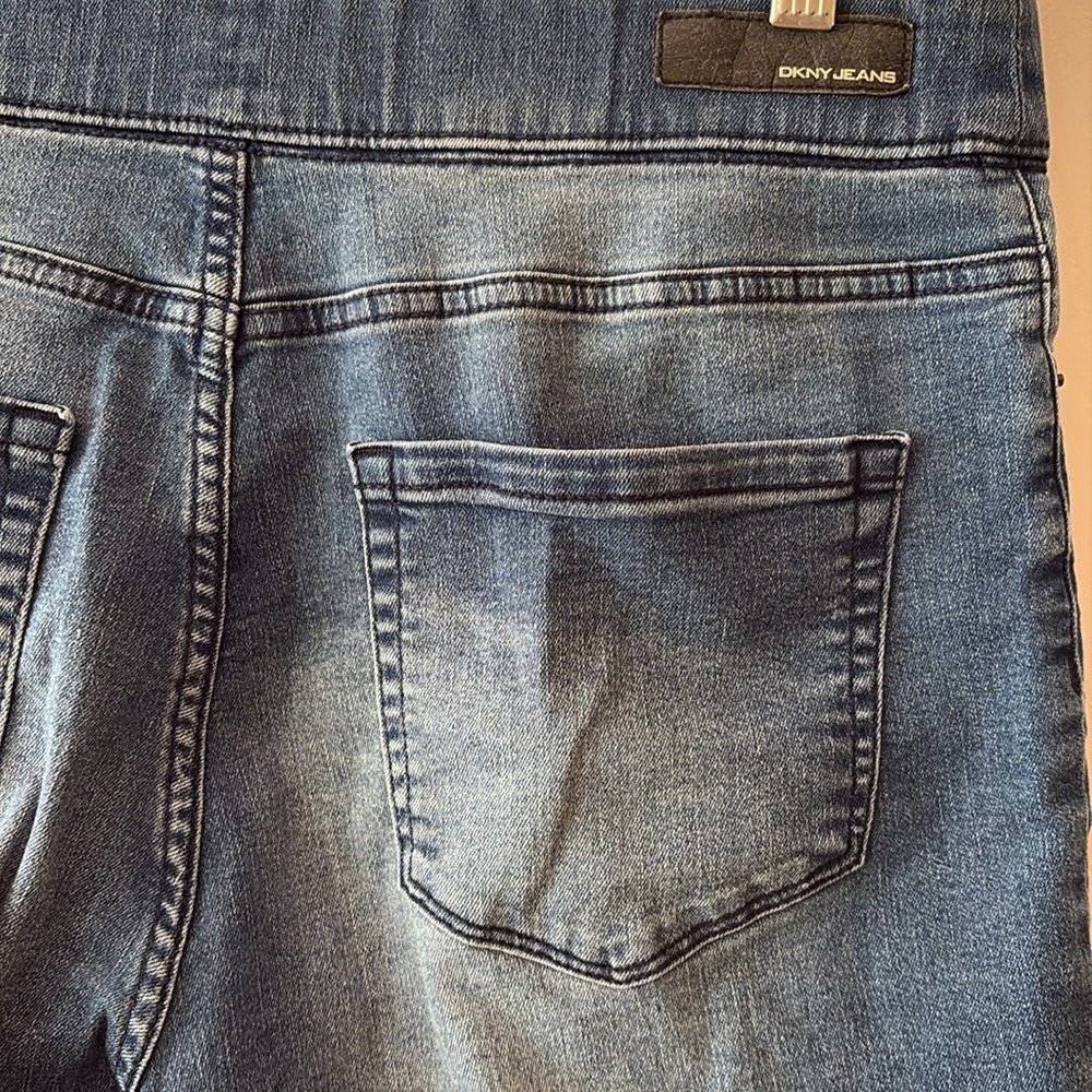 DKNY JEANS Denim Shorts - Picture 4 of 10